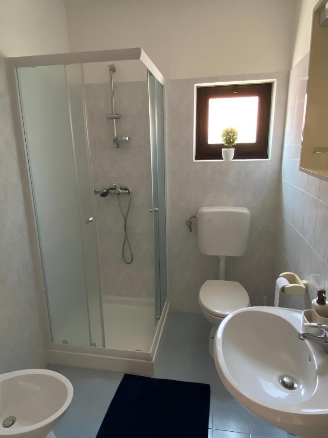 Apartmani Ana Borovac فونتانا المظهر الخارجي الصورة