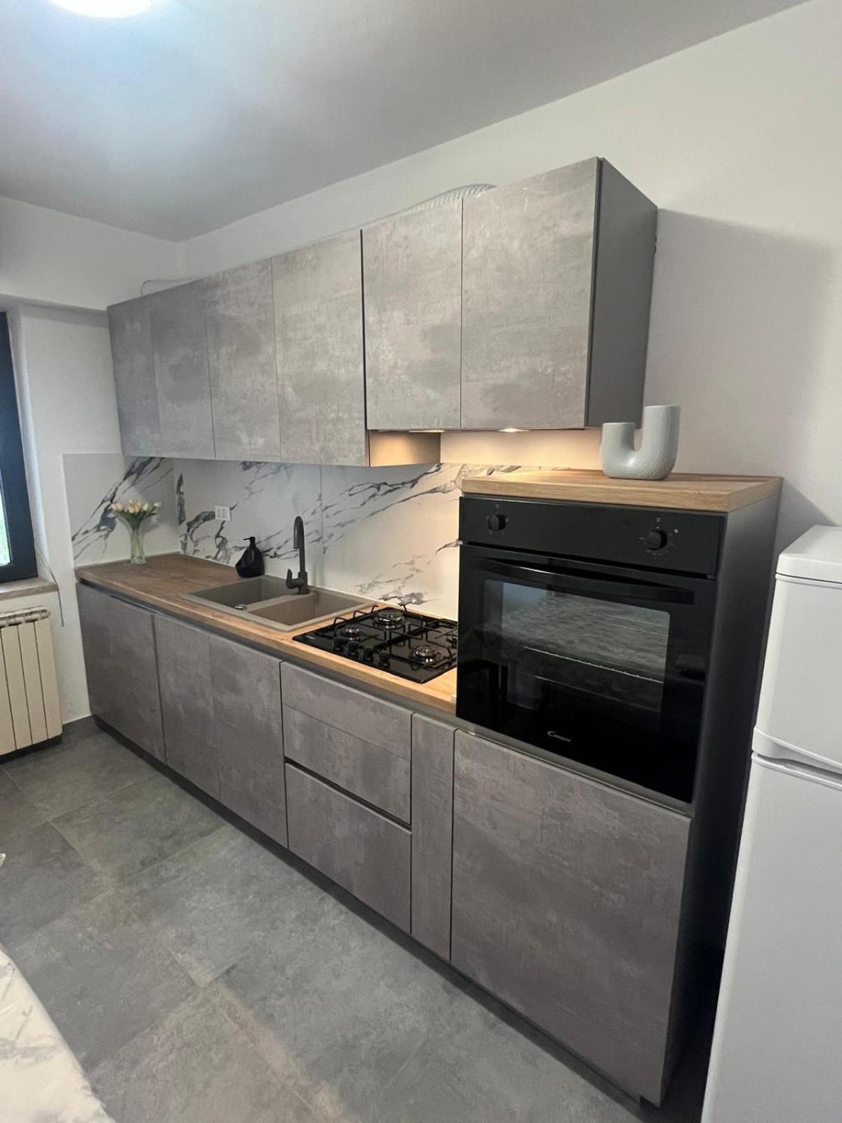 Apartmani Ana Borovac فونتانا المظهر الخارجي الصورة