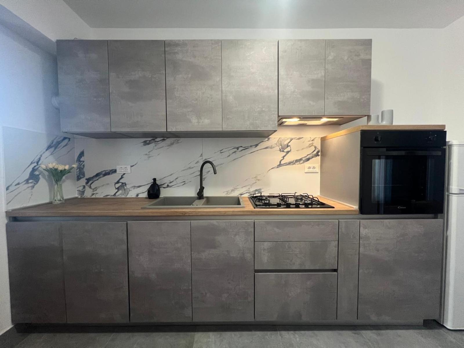 Apartmani Ana Borovac فونتانا المظهر الخارجي الصورة